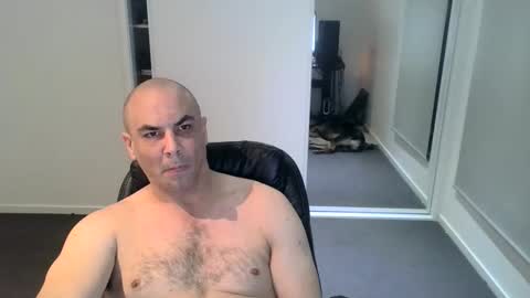 Snapshot of josh_aus333 chatting on 10-15-25, 12:27 josh_aus333 online show from 10-15-25, 12:27