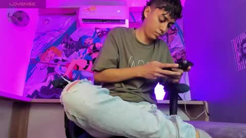 Snapshot of josh_bright chatting on 12-22-25, 06:38 josh_bright online show from 12-22-25, 06:38