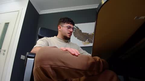 Snapshot of joshknights chatting on 02-08-25, 11:44 JoshKnight online show from 02-08-25, 11:44