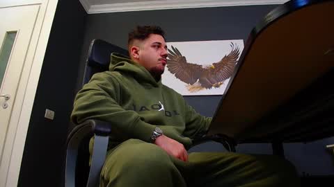 Snapshot of joshknights chatting on 02-26-25, 05:31 JoshKnight online show from 02-26-25, 05:31