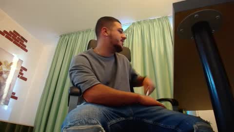 Snapshot of joshknights chatting on 09-16-25, 04:57 JoshKnight online show from 09-16-25, 04:57