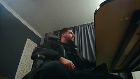 Snapshot of joshknights chatting on 10-21-25, 04:57 JoshKnight online show from 10-21-25, 04:57