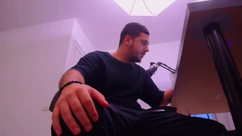 Snapshot of joshknights chatting on 10-23-25, 04:56 JoshKnight online show from 10-23-25, 04:56