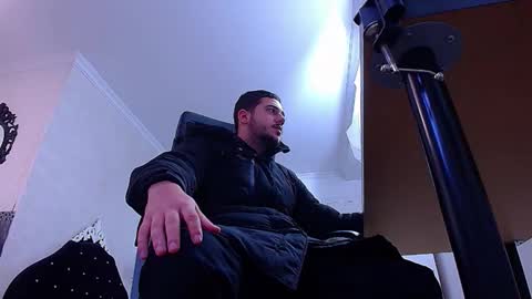 Snapshot of joshknights chatting on 10-27-25, 05:22 JoshKnight online show from 10-27-25, 05:22