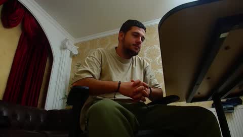 Snapshot of joshknights chatting on 10-30-25, 06:37 JoshKnight online show from 10-30-25, 06:37