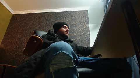 Snapshot of joshknights chatting on 12-14-25, 05:57 JoshKnight online show from 12-14-25, 05:57