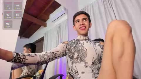 Joshua Sanz  online show from 11-12-25, 04:13