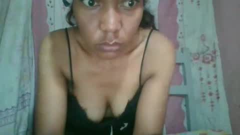 Snapshot of josy918592 chatting on 05-21-26, 04:08 josy918592 online show from 05-21-26, 04:08