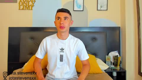 Jota Stivens online show from 05-30-26, 07:22