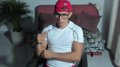 Im Jouliano online show from 09-13-25, 11:37