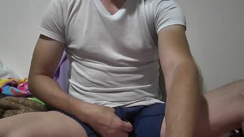Snapshot of joven322 chatting on 06-22-26, 06:10 Matias online show from 06-22-26, 06:10
