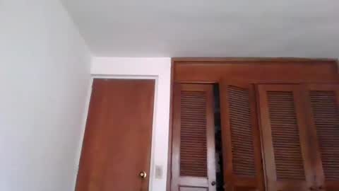 Snapshot of jovenvergonguapo09 chatting on 06-22-26, 11:18 Van Helsing online show from 06-22-26, 11:18