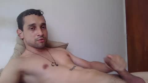 Snapshot of jovenvergonguapo09 chatting on 07-28-26, 08:52 Van Helsing online show from 07-28-26, 08:52