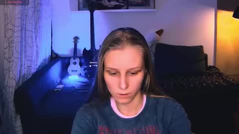 Snapshot of joy_keys chatting on 12-03-24, 05:01 joy_keys online show from 12-03-24, 05:01