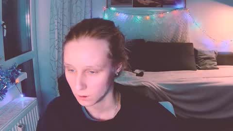 Snapshot of joy_keys chatting on 12-20-24, 06:02 joy_keys online show from 12-20-24, 06:02