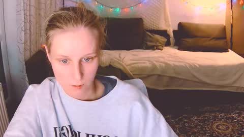 Snapshot of joy_keys chatting on 12-23-24, 11:06 joy_keys online show from 12-23-24, 11:06