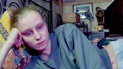 Snapshot of joy_keys chatting on 01-25-25, 06:24 joy_keys online show from 01-25-25, 06:24