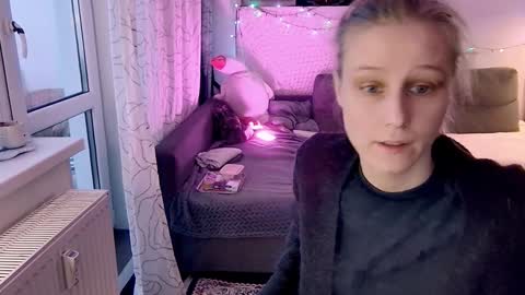 Snapshot of joy_keys chatting on 02-08-25, 02:16 joy_keys online show from 02-08-25, 02:16