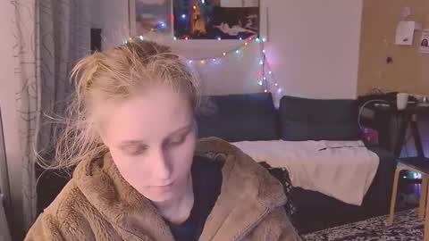 Snapshot of joy_keys chatting on 02-21-25, 06:37 joy_keys online show from 02-21-25, 06:37