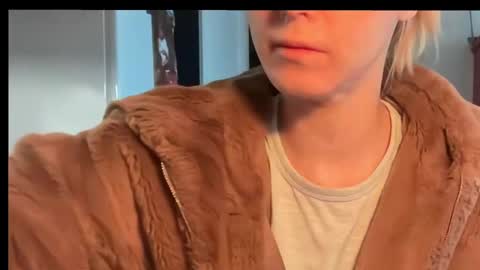 Snapshot of joy_keys chatting on 03-03-25, 01:42 joy_keys online show from 03-03-25, 01:42