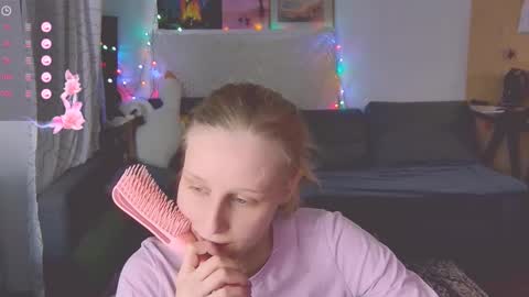 Snapshot of joy_keys chatting on 03-04-25, 05:34 joy_keys online show from 03-04-25, 05:34