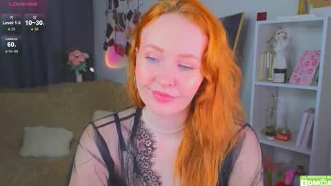 Snapshot of joyce_jones chatting on 10-19-25, 07:58 joyce_jones online show from 10-19-25, 07:58