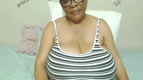 DairyQueen online show from 10-14-25, 06:31