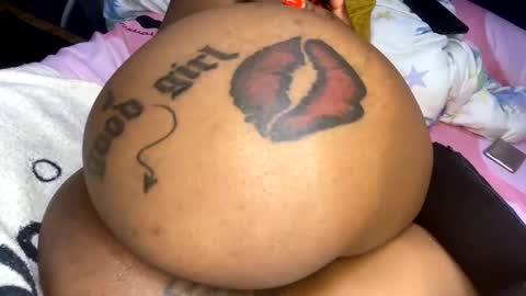 Butterflyass online show from 01-09-25, 05:23