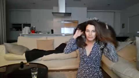 Snapshot of jpifabi chatting on 06-11-26, 11:41 Jpfabi online show from 06-11-26, 11:41