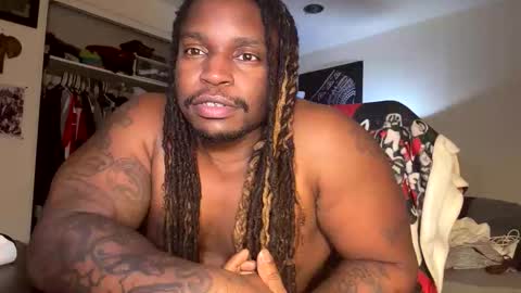 Snapshot of jpj1988 chatting on 12-15-25, 07:01 Southern D online show from 12-15-25, 07:01