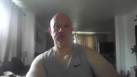 Snapshot of jr1871 chatting on 04-29-26, 01:59 jr1871 online show from 04-29-26, 01:59