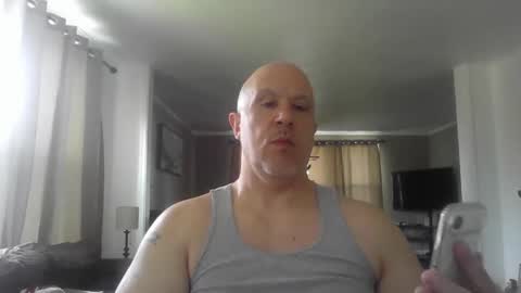 Snapshot of jr1871 chatting on 05-07-26, 01:05 jr1871 online show from 05-07-26, 01:05
