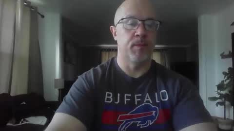 Snapshot of jr1871 chatting on 05-13-26, 12:24 jr1871 online show from 05-13-26, 12:24