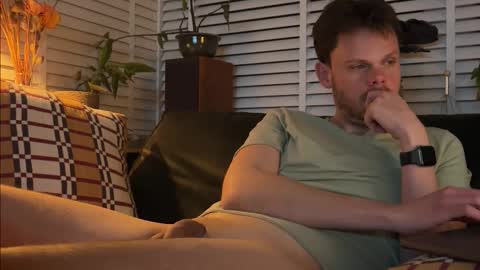 Snapshot of jrnb87 chatting on 02-20-26, 11:05 JoyBoy online show from 02-20-26, 11:05