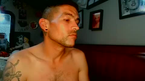 Snapshot of jstechgenius chatting on 10-23-25, 05:01 EdgingAllDay2Cum online show from 10-23-25, 05:01