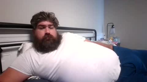 Snapshot of jthompson813 chatting on 07-12-26, 07:38 jthompson813 online show from 07-12-26, 07:38