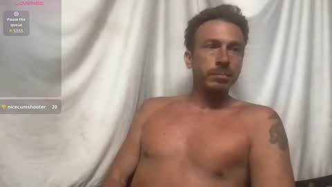 Snapshot of jts555 chatting on 09-19-25, 06:04 JTS online show from 09-19-25, 06:04