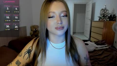 Julia and Julia online show from 01-07-25, 02:19