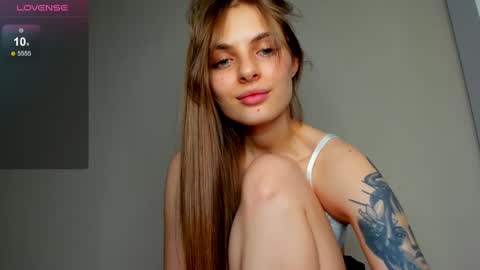 Julia and Julia online show from 01-15-25, 06:08