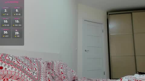 Julia and Julia online show from 11-07-25, 09:53