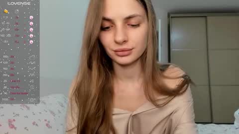 Julia and Julia online show from 12-19-25, 03:30