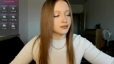 Julia and Julia online show from 04-17-26, 09:01