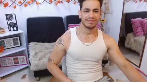 Juan online show from 06-14-26, 01:47