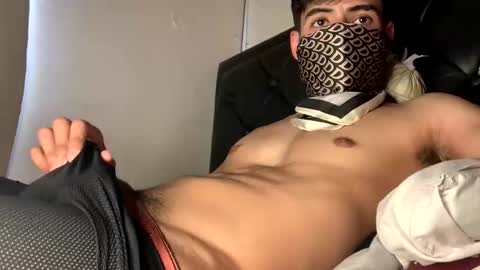 Snapshot of juan_bunny chatting on 05-06-26, 07:19 lJuanl online show from 05-06-26, 07:19