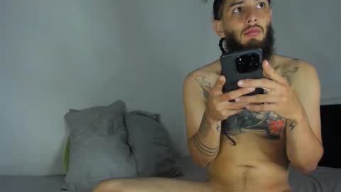 Snapshot of juan_cruz_ chatting on 11-09-25, 08:01 Juan online show from 11-09-25, 08:01