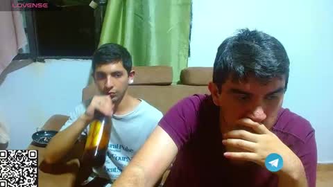 Snapshot of juan_da0093 chatting on 05-18-26, 02:40 Juan Da online show from 05-18-26, 02:40