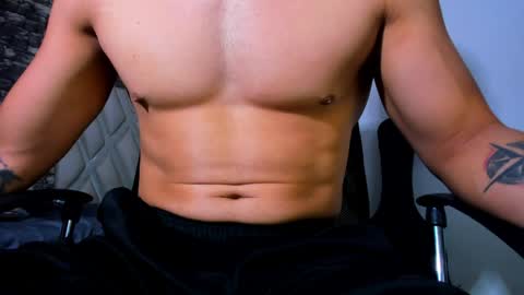 Snapshot of juan_jsmith chatting on 05-01-26, 01:26 juan_jsmith online show from 05-01-26, 01:26