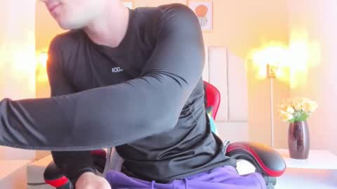 Snapshot of juan_prior chatting on 01-06-26, 01:26 JUAN online show from 01-06-26, 01:26