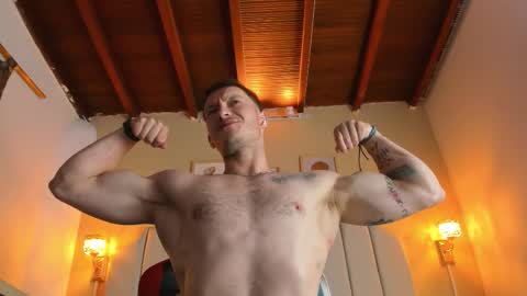 Snapshot of juan_prior chatting on 01-09-26, 01:36 JUAN online show from 01-09-26, 01:36