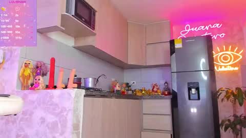 Snapshot of juana18quintero chatting on 10-20-25, 01:00 JUANA VALENTINA QUINTERO independent model ONLY FANS --- Juanaquintero online show from 10-20-25, 01:00